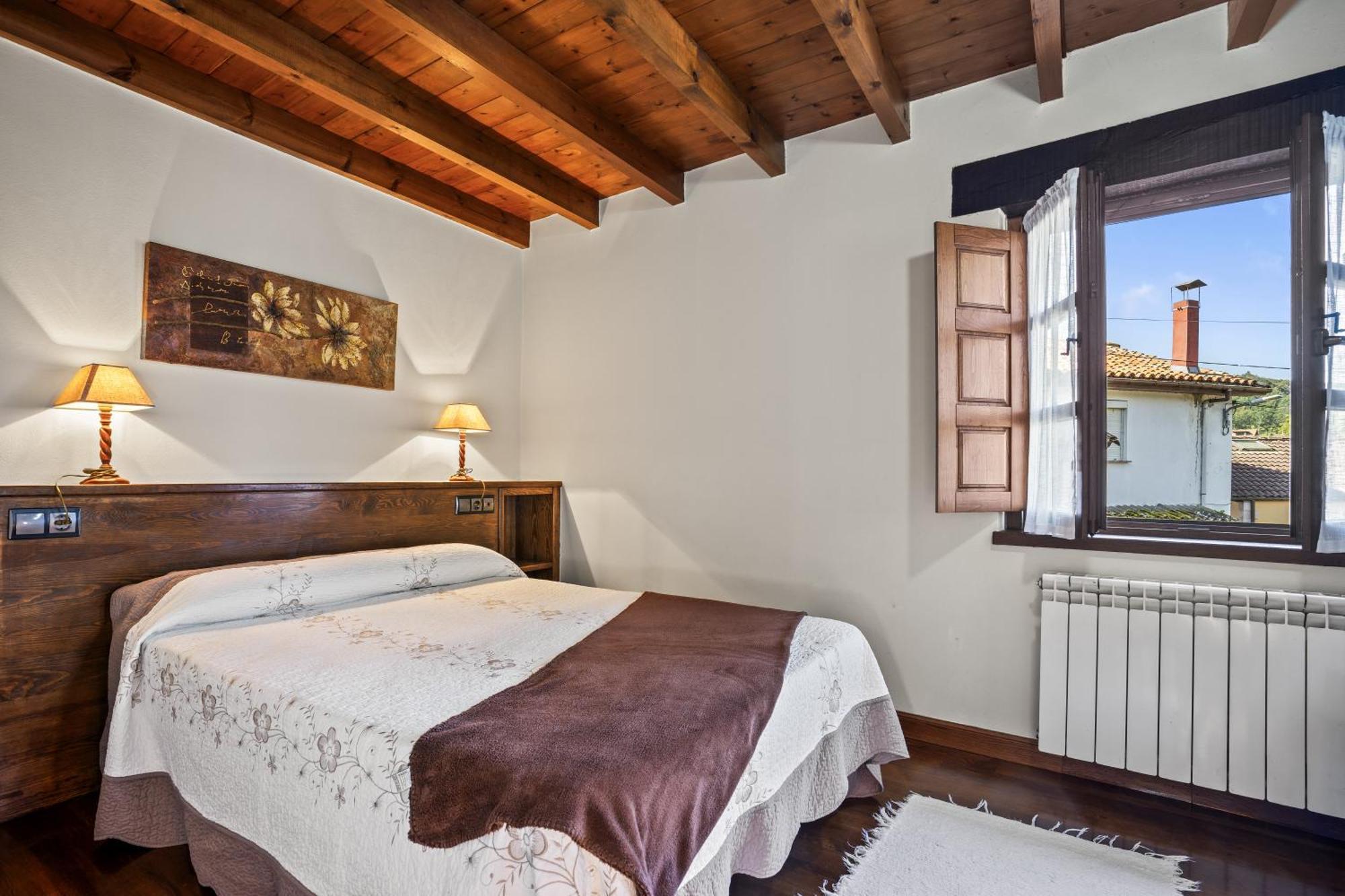 Pensjonat Casa Raquel Mestas De Con Zewnętrze zdjęcie