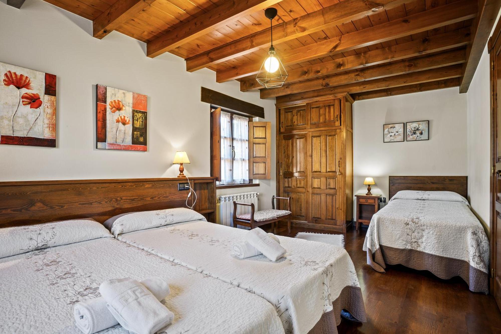 Pensjonat Casa Raquel Mestas De Con Zewnętrze zdjęcie